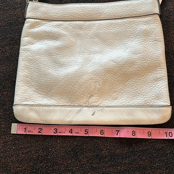 Kate Spade ♠️ Crossbody Bag 💼 - Picture 5 of 10